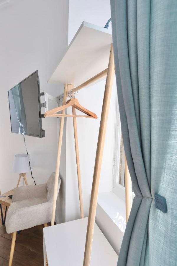 Napoleon Gare 1 Studio Lumineux Bylocly ปองติวี ภายนอก รูปภาพ